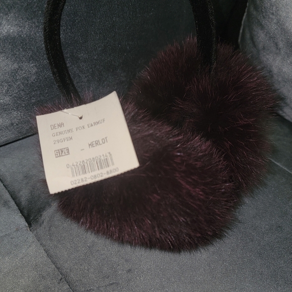 NWT Genuine Fox Fur Merlot Earmuffs Velvet Band - Picture 2 of 9
